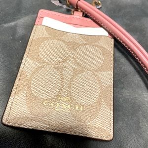 Coach | Khaki & Bubblegum Pink Lanyard